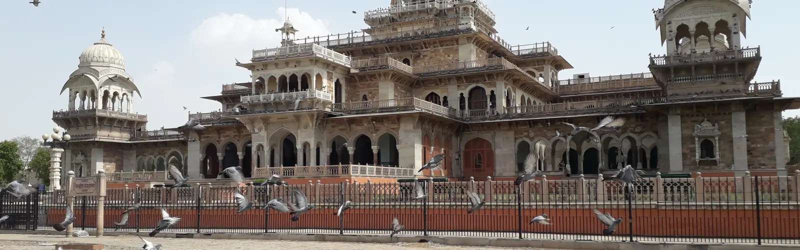 Spiritual-Shopping-Modern-Jaipur