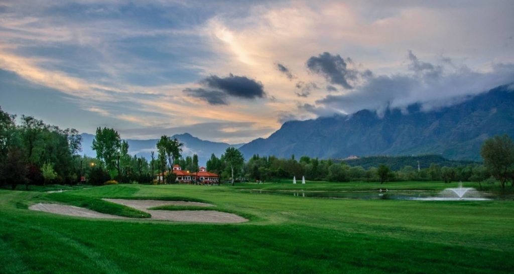 Gulmarg Golf Course – One of the Highest in the World